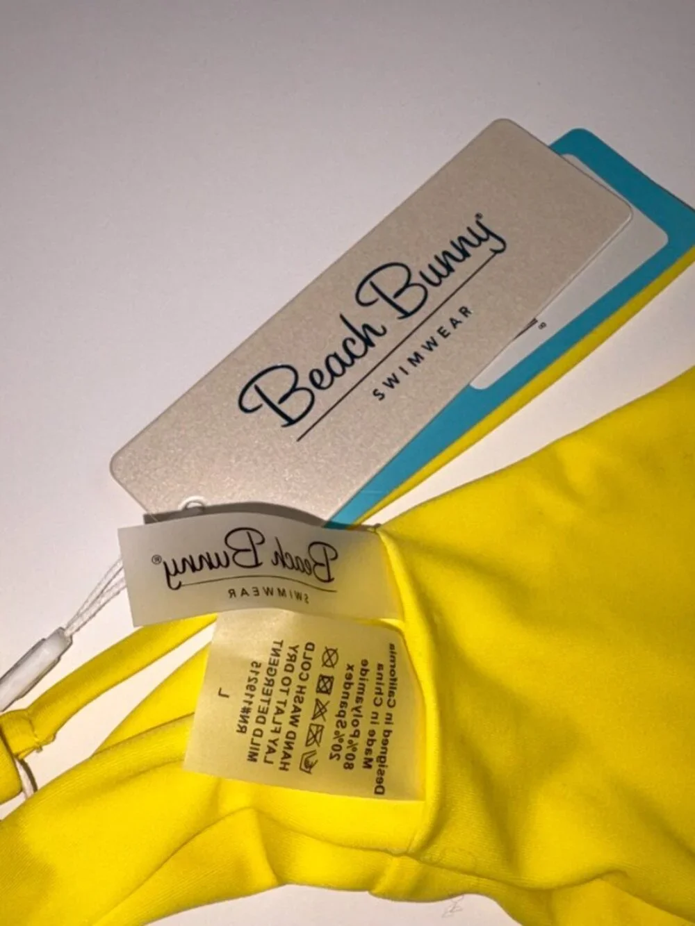 NEW NWT Beach Bun­ny Lexi Bralette Top Bikini Swim Yellow Suns size Large